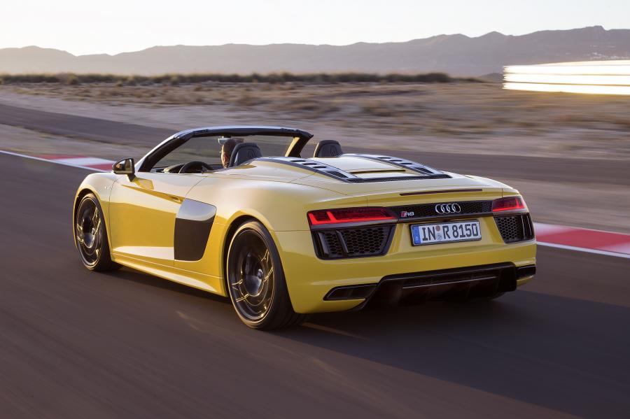 Audi R8 Spyder V10 2016 года  (WW) (фото 47 из 61)